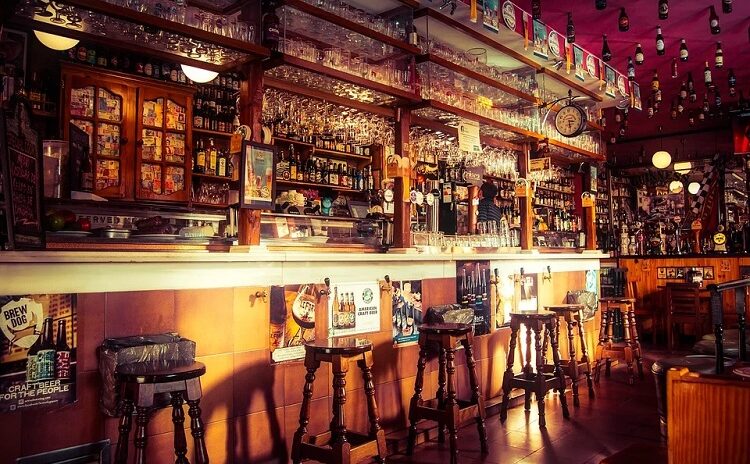 Stonegate extend pub support